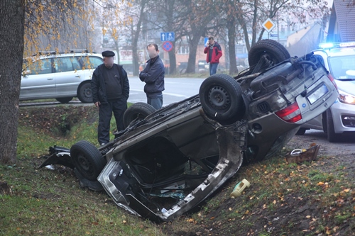 garwolin - Wypadek niedaleko przedszkola na Działkach. Jedna osoba w szpitalu